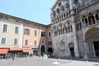 CANTIERE IN PIAZZA DUOMO