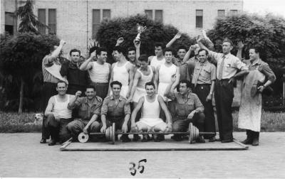 CAMPIONATI NAZIONALI DI SOLLEVAMENTO PESI 1953<br />
FOTO STORICHE VIGILI DEL FUOCO