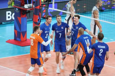 BARI, ITALY - SEPTEMBER 9: NETHERLANDS CELEBRATE during the CEV EuroVolley 2023 match between Netherlands and Italy at the Pala Florio on september 12, 2023 in Bari, Italy<br/> (Photo by Filippo Rubin/BSR Agency)